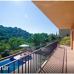 Gleymar Villa *